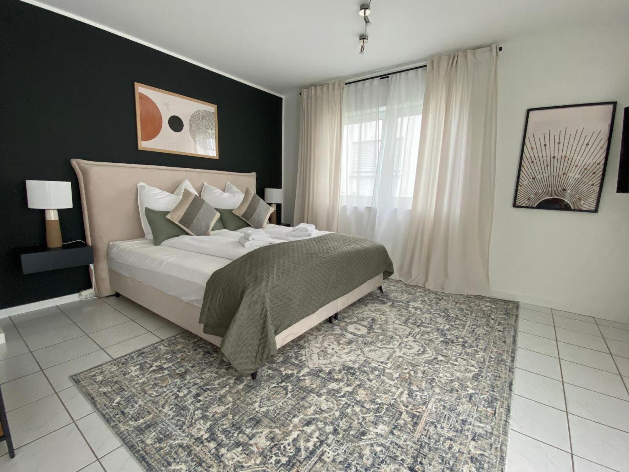 Moderne Wohnung Mit Terrasse & Parkplatz; Naehe Bwzk & Amazon Кобленц Екстериор снимка