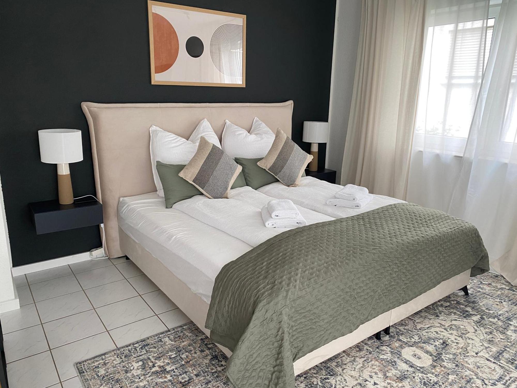 Moderne Wohnung Mit Terrasse & Parkplatz; Naehe Bwzk & Amazon Кобленц Екстериор снимка